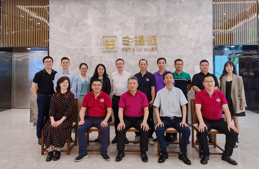 華南農(nóng)業(yè)大學(xué)校黨委副書(shū)記陳少雄一行蒞臨豐綠源集團(tuán)參觀(guān)指導(dǎo)
